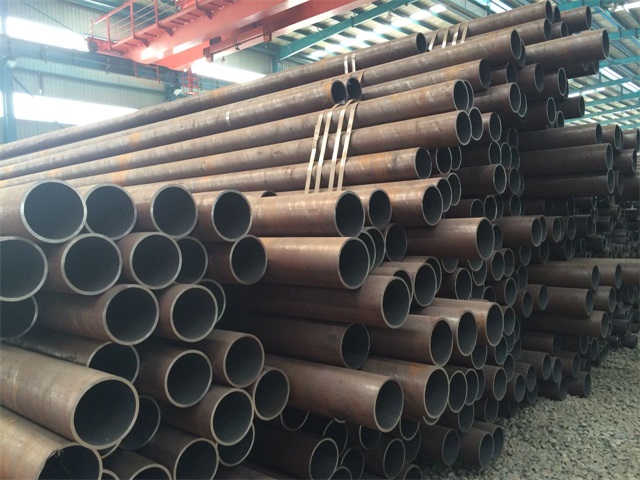 周口化肥设备用高压无缝钢管